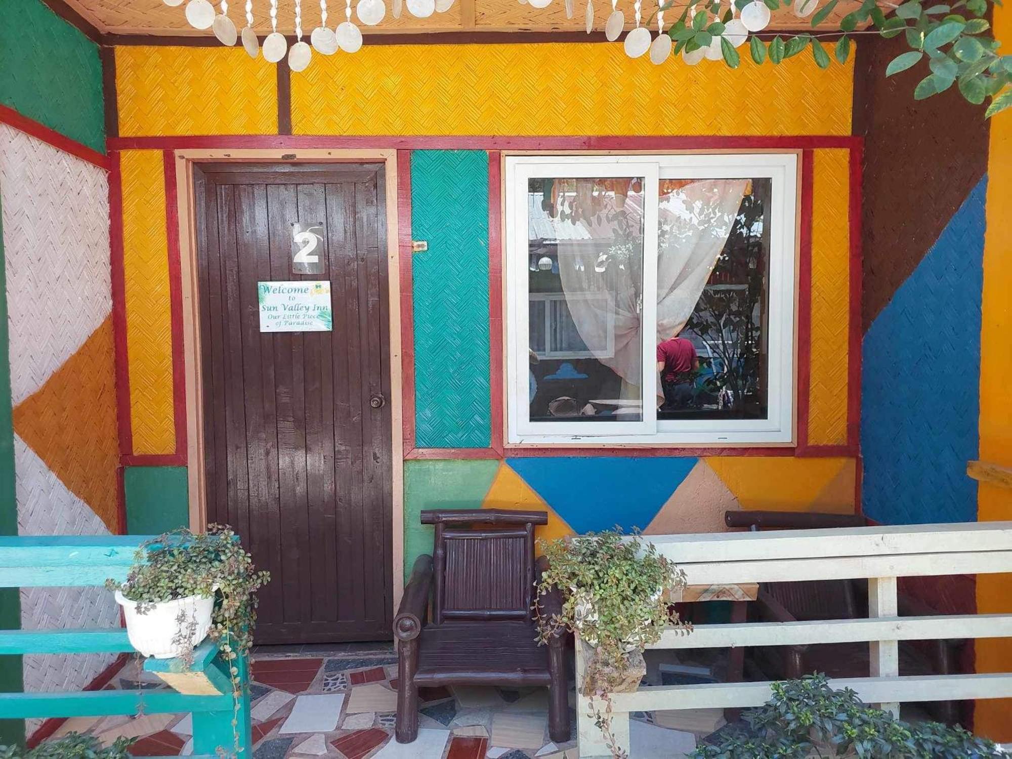 Sun Valley Backpackers Inn El Nido Exterior photo